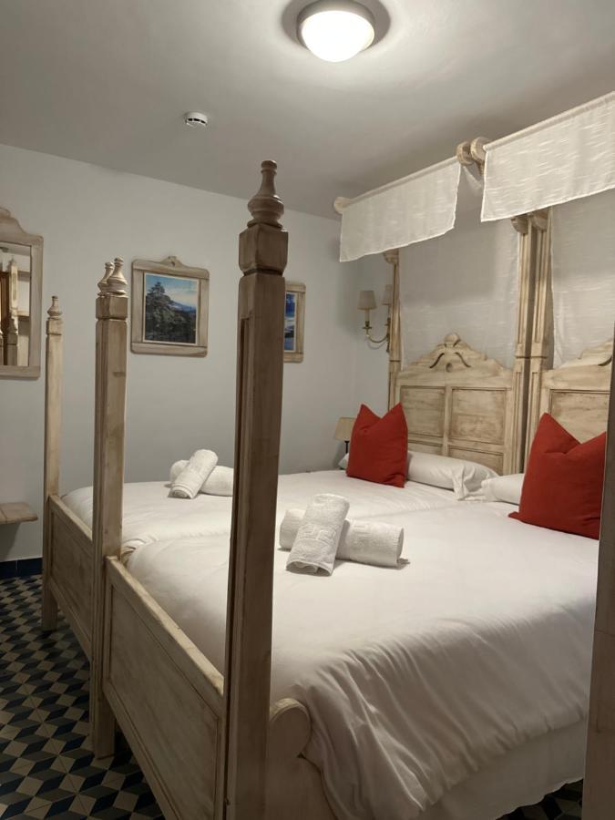 Hostal Moon Tolox Ngoại thất bức ảnh
